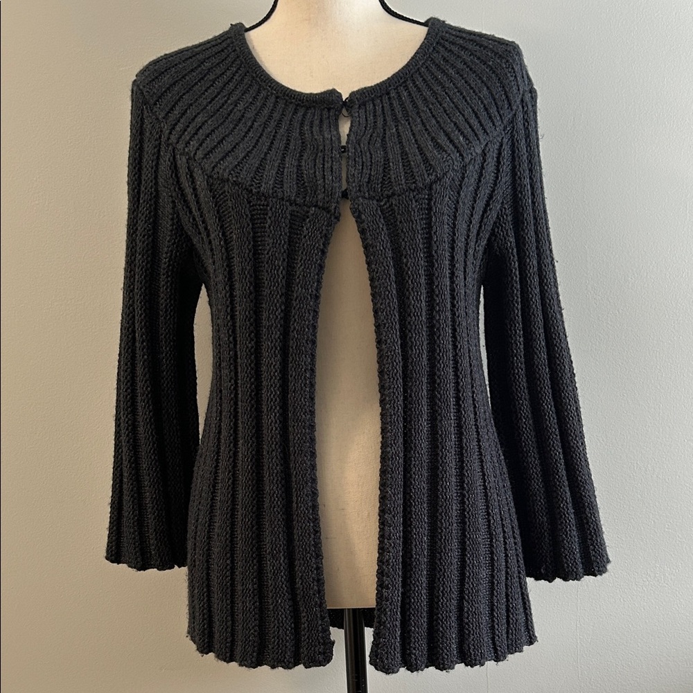 Vera Wang Cardigan Sweater in Dark Grey Knit